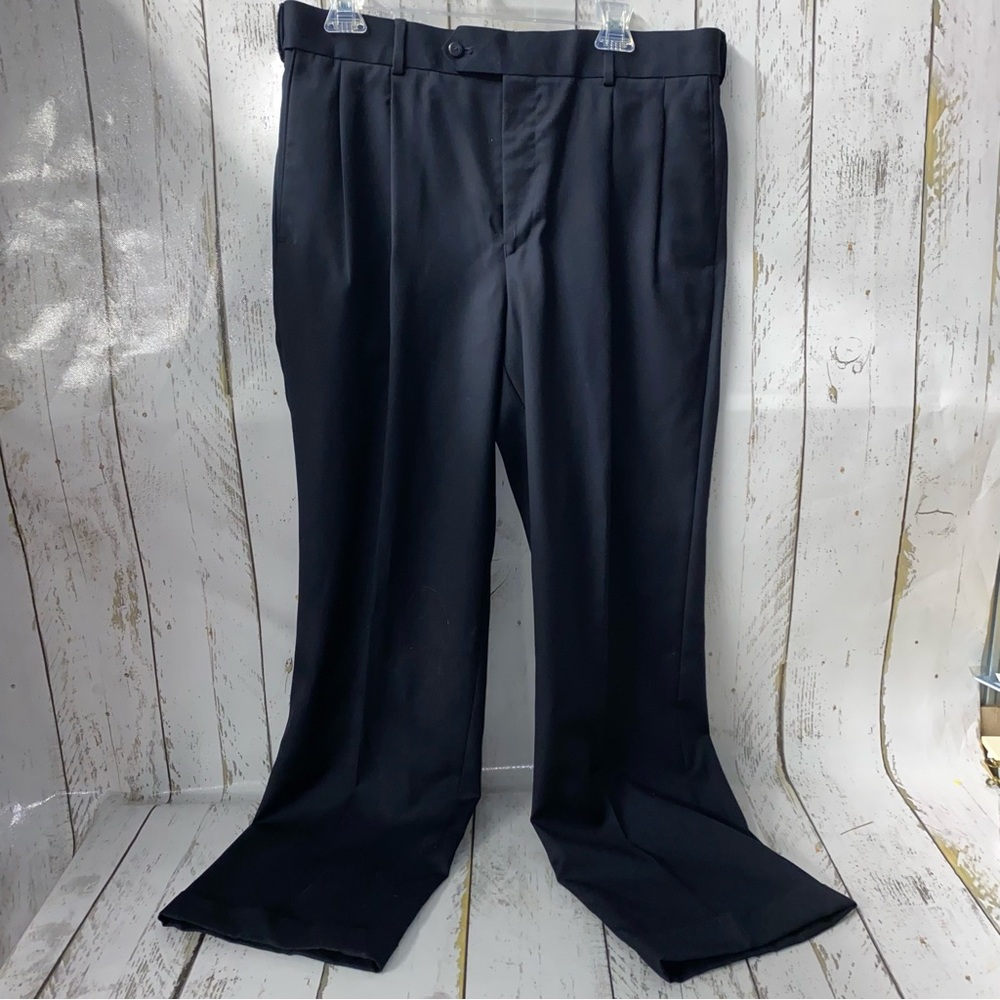 Stafford 34 x 30 Black Dress Pants Pleated Cuffed Classic Fit Mens Slacks VGC
